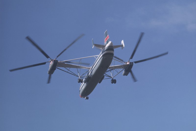 Самый большой вертолет в мире ми 12