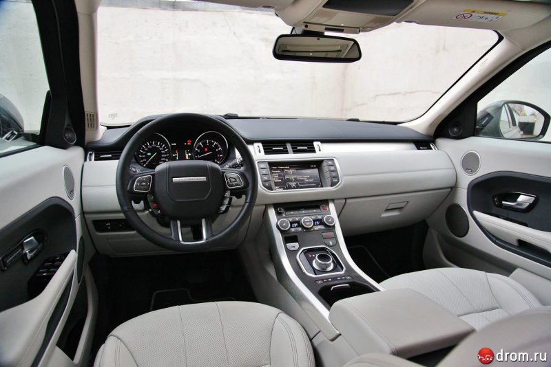 Range Rover Evoque 2020 салон
