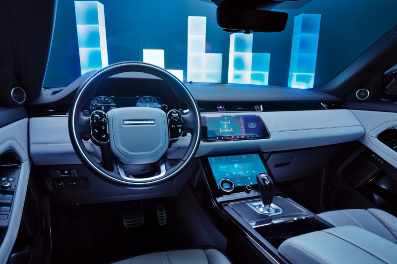 Range Rover Эвок 2019 салон