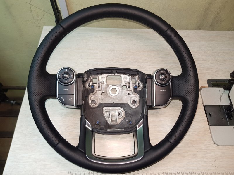 Руль range Rover 2008 год
