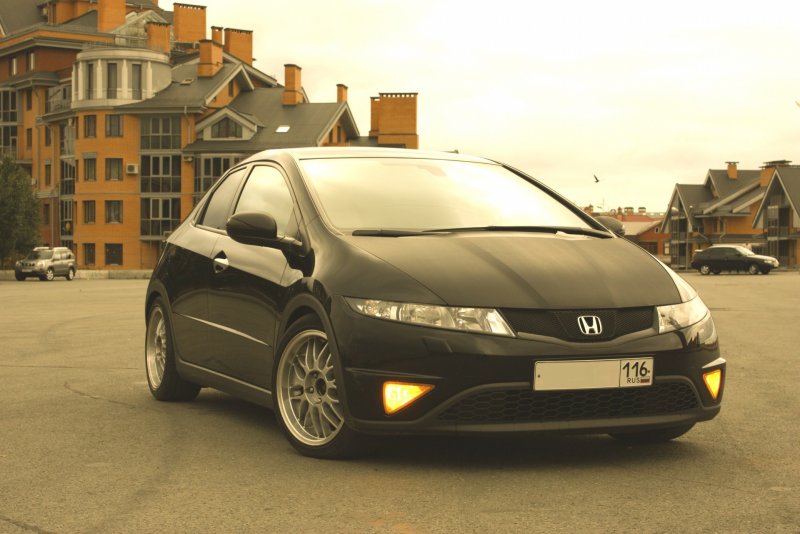 Honda Civic 5d 8g