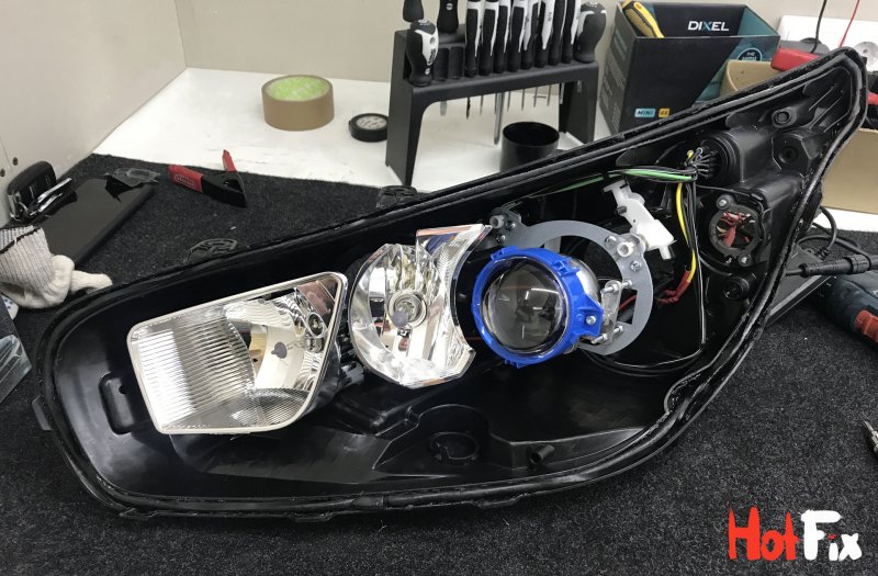 Кия СИД 2010 bi led