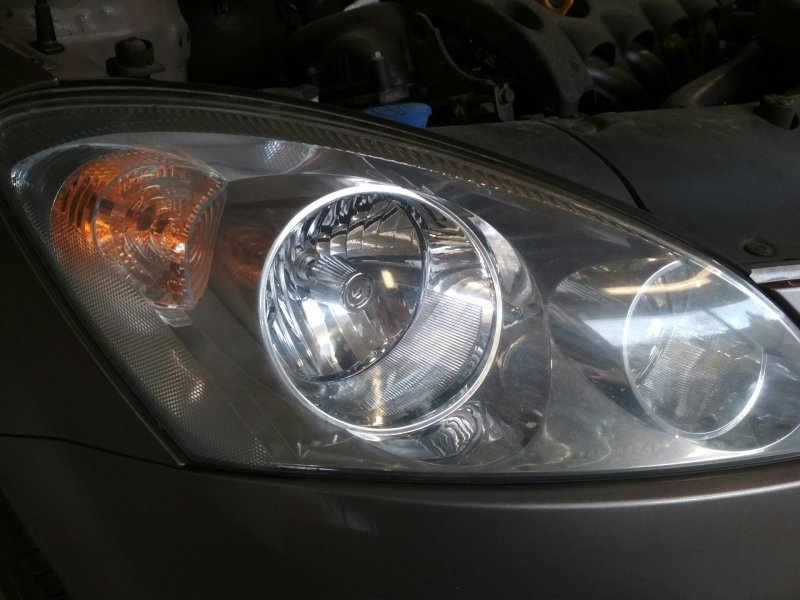 Kia Ceed 2008 фара передняя