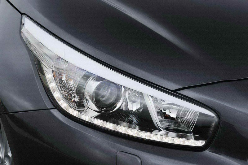 Фара Kia Ceed 2014