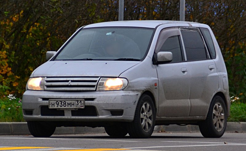 Mitsubishi Mirage Dingo