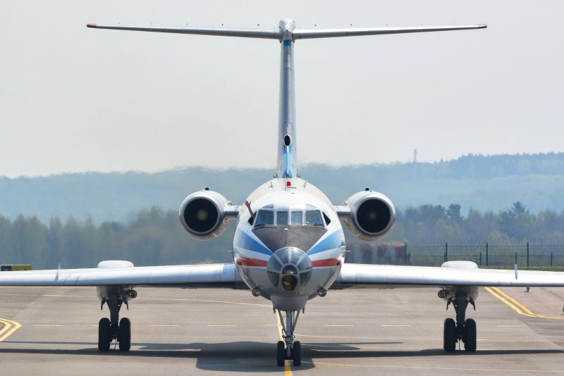 Самолет ту-134 УБЛ