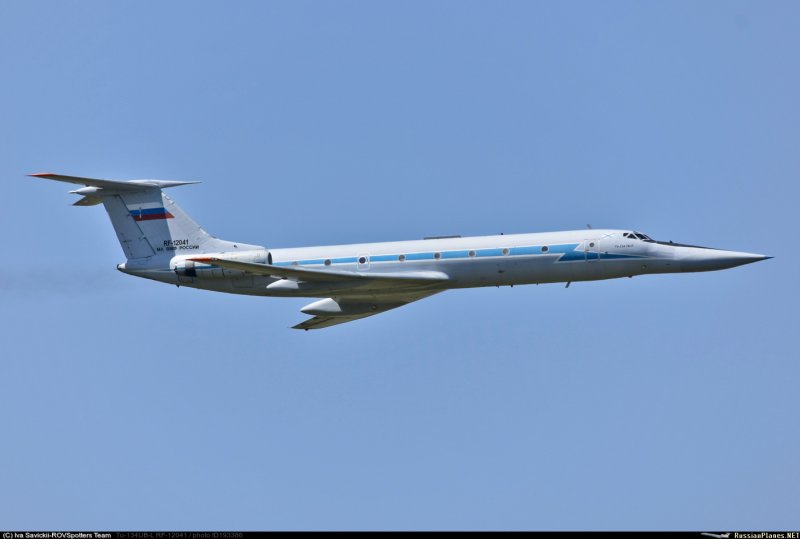 УК самолета ту 134 АН 26