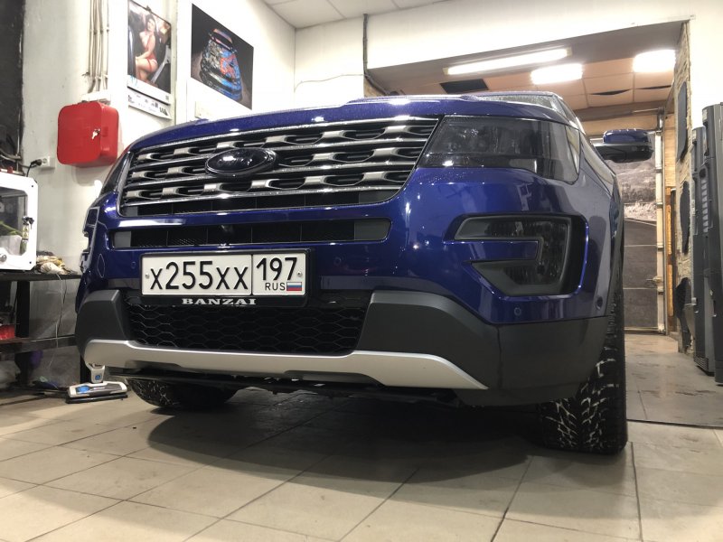 Бампер Ford Explorer 2018