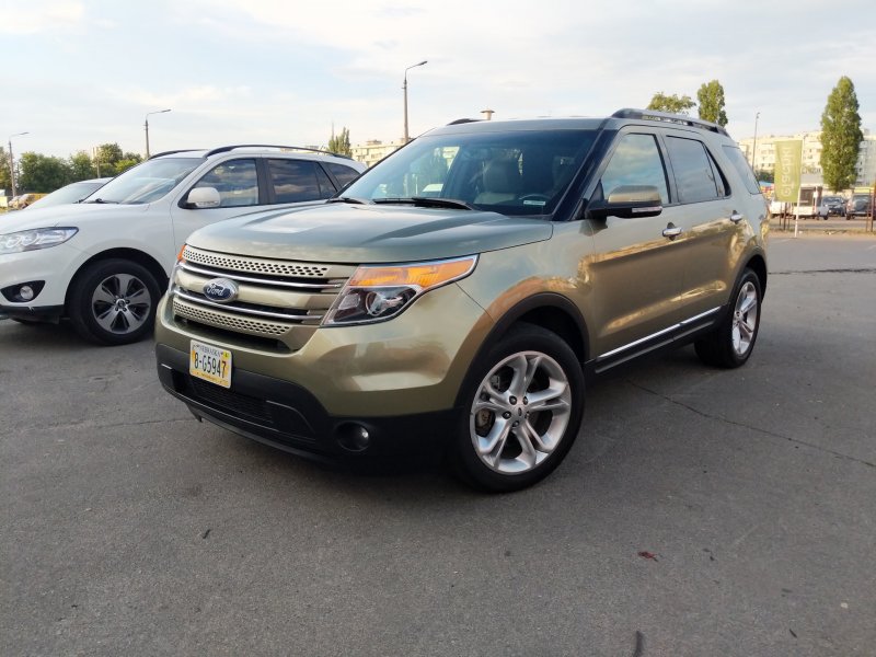 Ford Explorer 5 Platinum