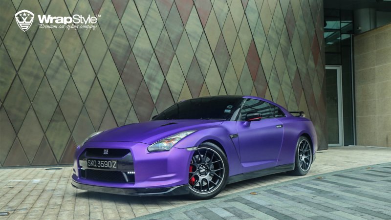 Nissan GTR 35 Midnight Purple