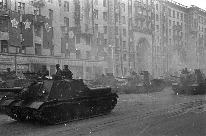 ИСУ-122 самоходная Артиллерийская