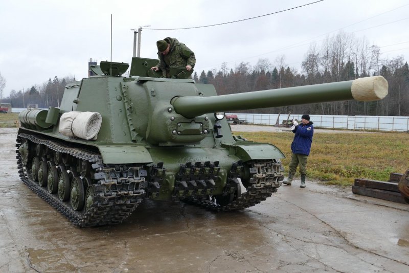 ИСУ-122 самоходная Артиллерийская