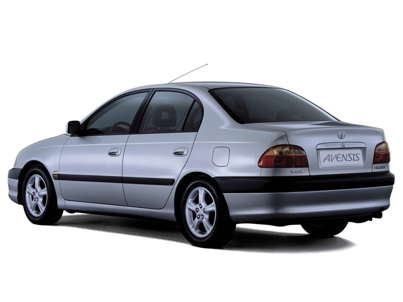Toyota Avensis 2002
