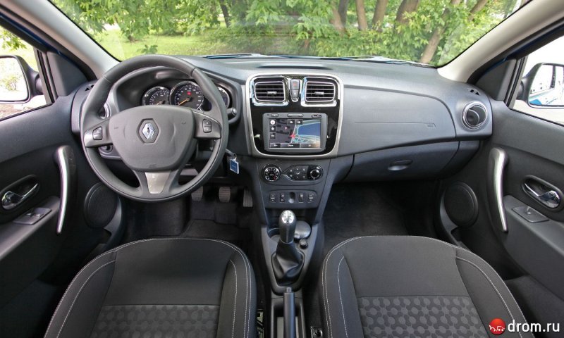 Renault Logan 2014 салон