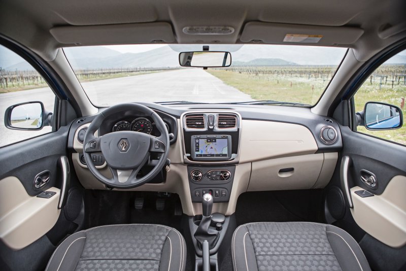 Renault Logan 2014 салон