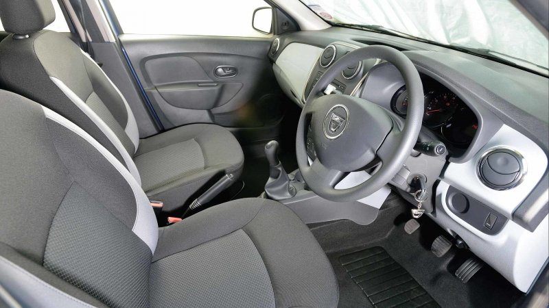 Dacia Logan MCV салон 2010