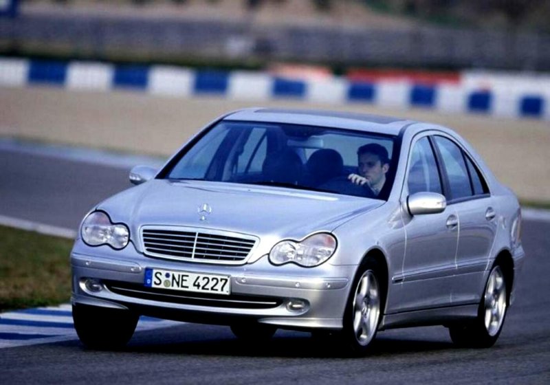 Mercedes Benz w203 2003