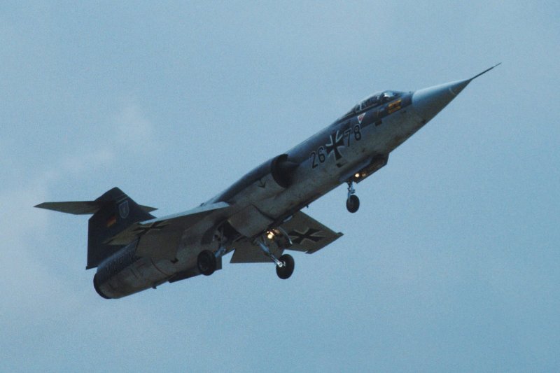 Истребитель f-104g Starfighter