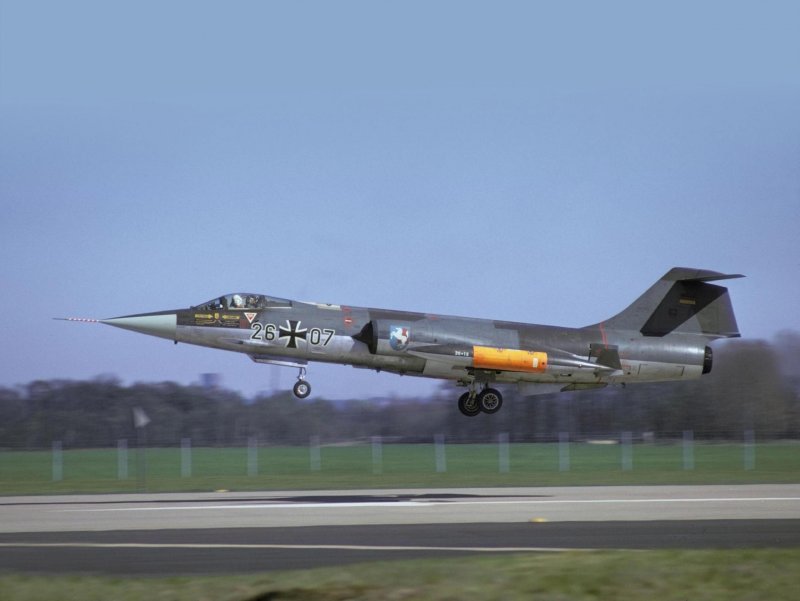 Самолет f-104 g