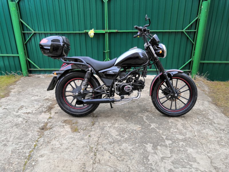 Мопед Universal Alpha Scout