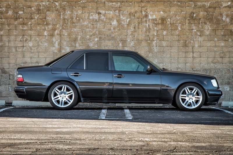 Мерседес Бенц w124