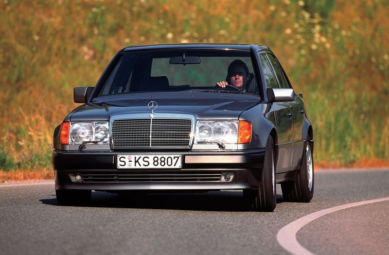 Мерседес w124 e500