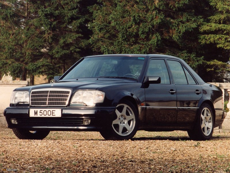 Мерседес Бенц w124 e500