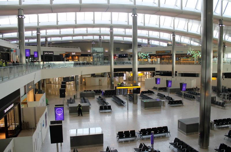 Аэропорт Хитроу внутри