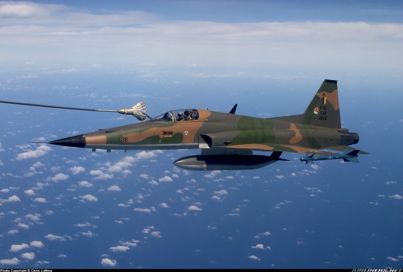 F5e самолет