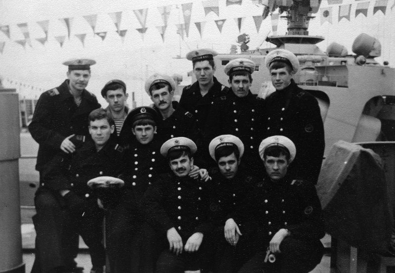 Первая в мире атомная подводная лодка