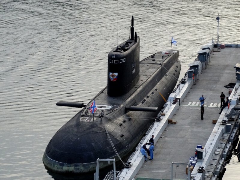 Дизель-электрическая подводная лодка проекта 636.3 «старый Оскол»