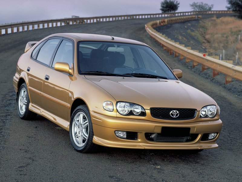 Toyota Corolla e110 хэтчбек