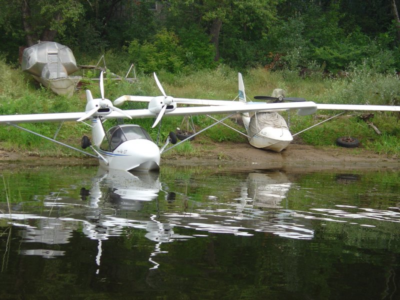 Самолет амфибия че-27