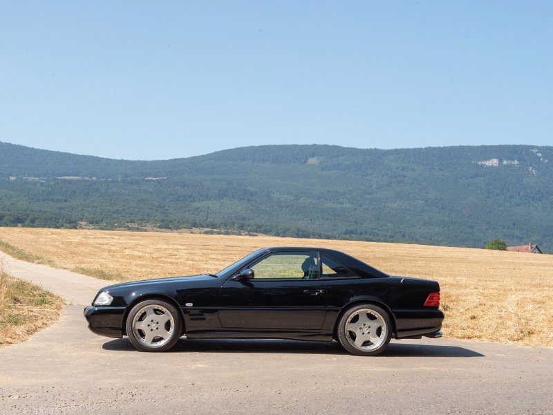 Mercedes SL r129 Red