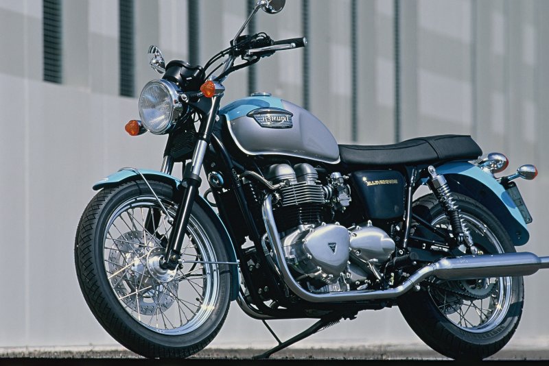 Мотоцикл Bonneville t100