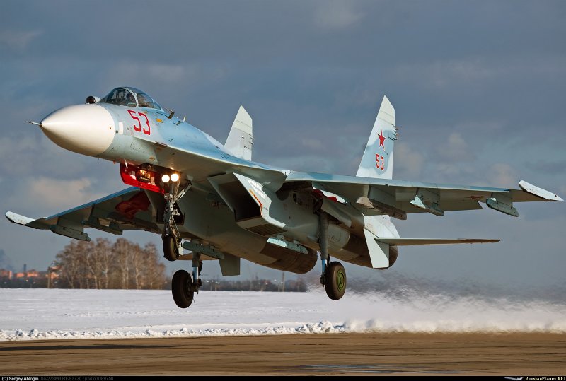 Су-27 двухдвигательный реактивный