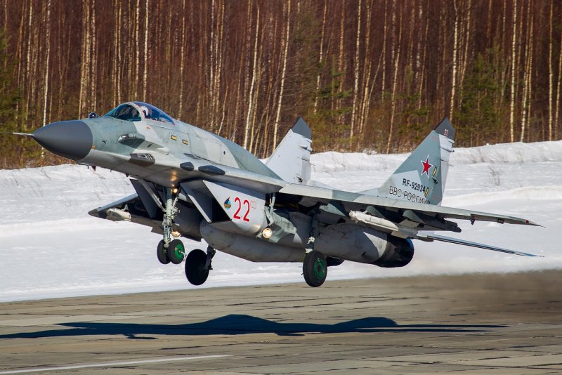 Самолет миг-29смт