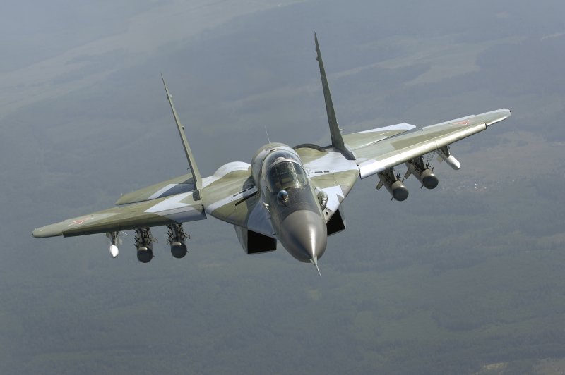 Истребитель миг-32к
