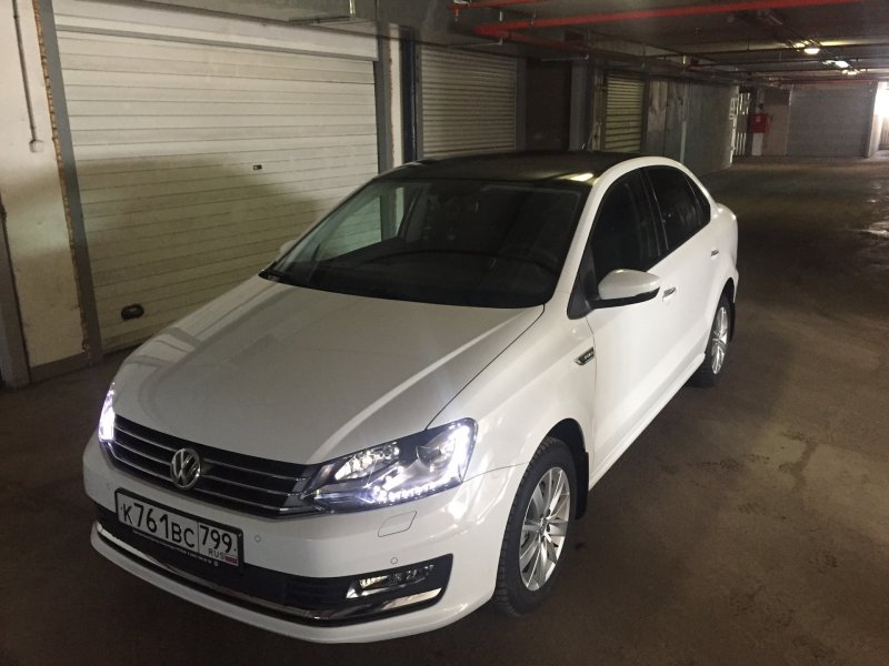 Volkswagen Polo антихром белый