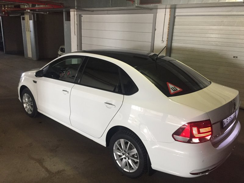 Volkswagen Polo sedan