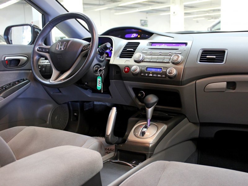 Хонда Цивик 2008 1.8