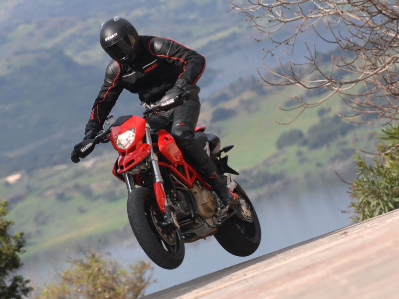 Hypermotard 1100 обои