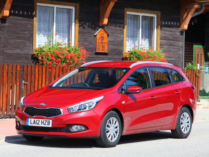 Kia Ceed SW 2013