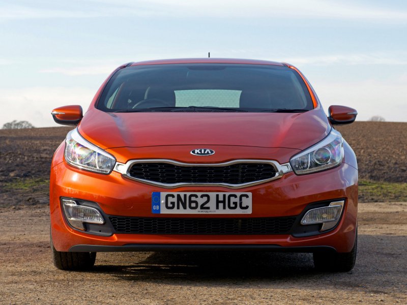 Kia Ceed купе 2012