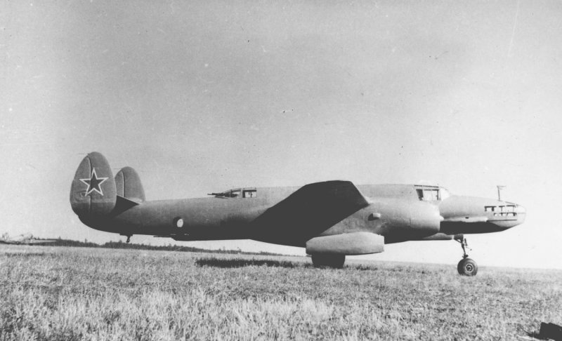 Ту-12 бомбардировщик