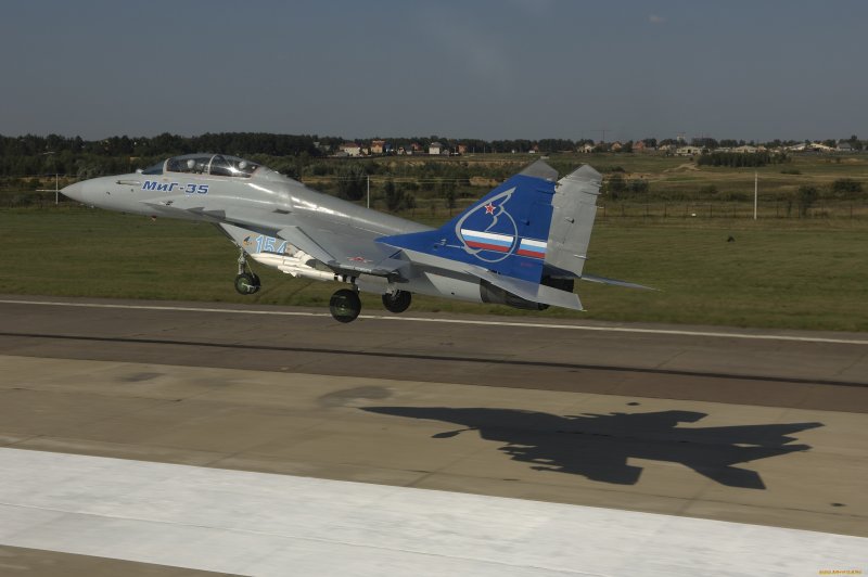 Боинг 707 кабина пилотов