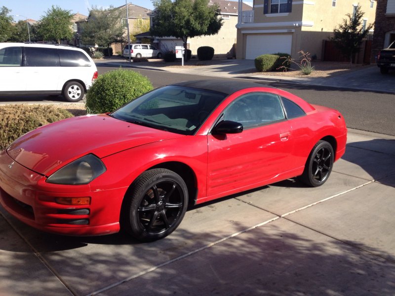 Mitsubishi Eclipse красный