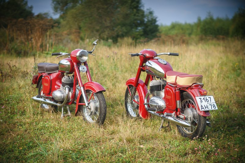 Ява 250