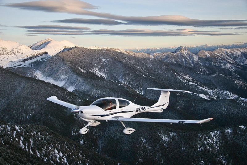Da40 ng Diamond самолет