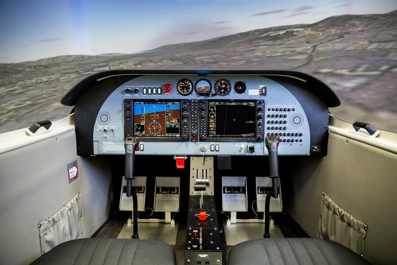 Diamond da40 ng кабина